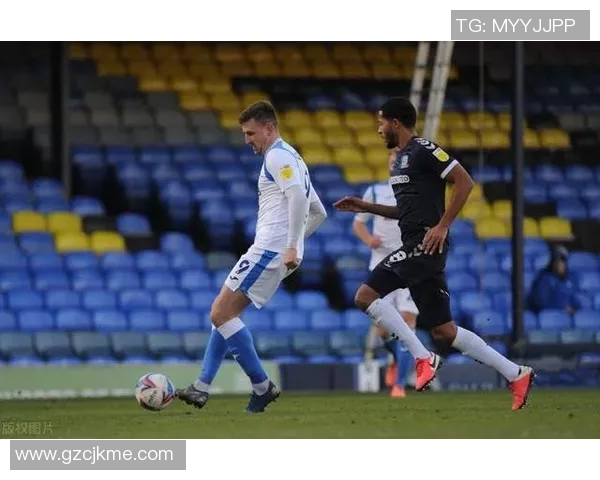 长崎海航迎战金泽塞维期待精彩对决两队争夺胜利展现足球魅力